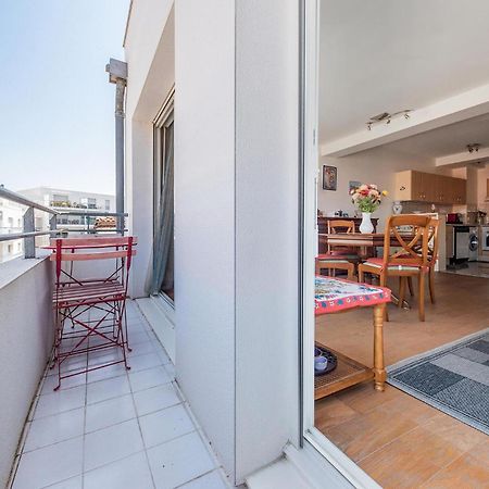 Gorgeous Apartment In Royan With Kitchen Екстериор снимка